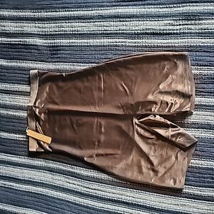 NWT Skims skulpt shorts,size S,cocoa color.